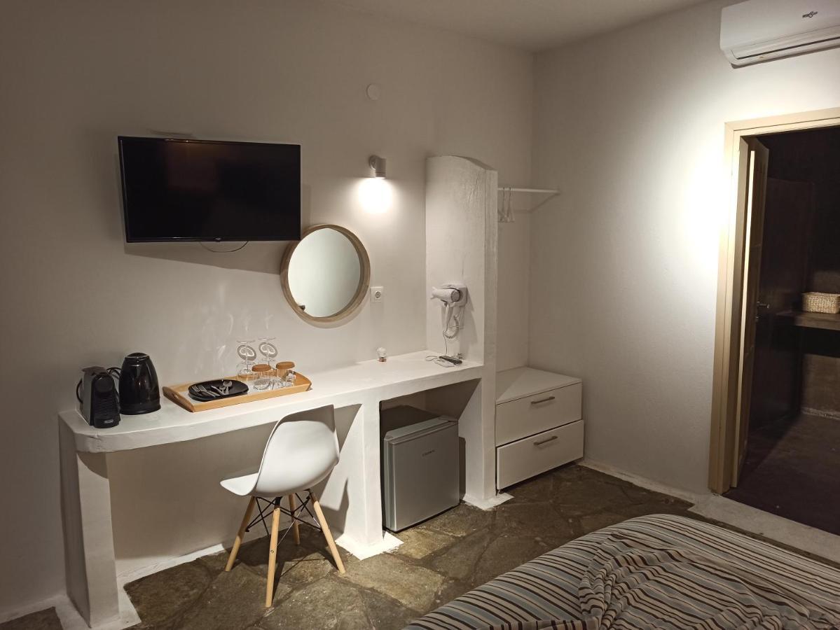Petra Mare Suites Vourvourou Exterior photo