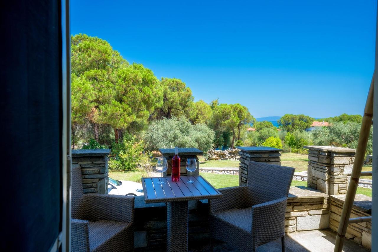 Petra Mare Suites Vourvourou Exterior photo